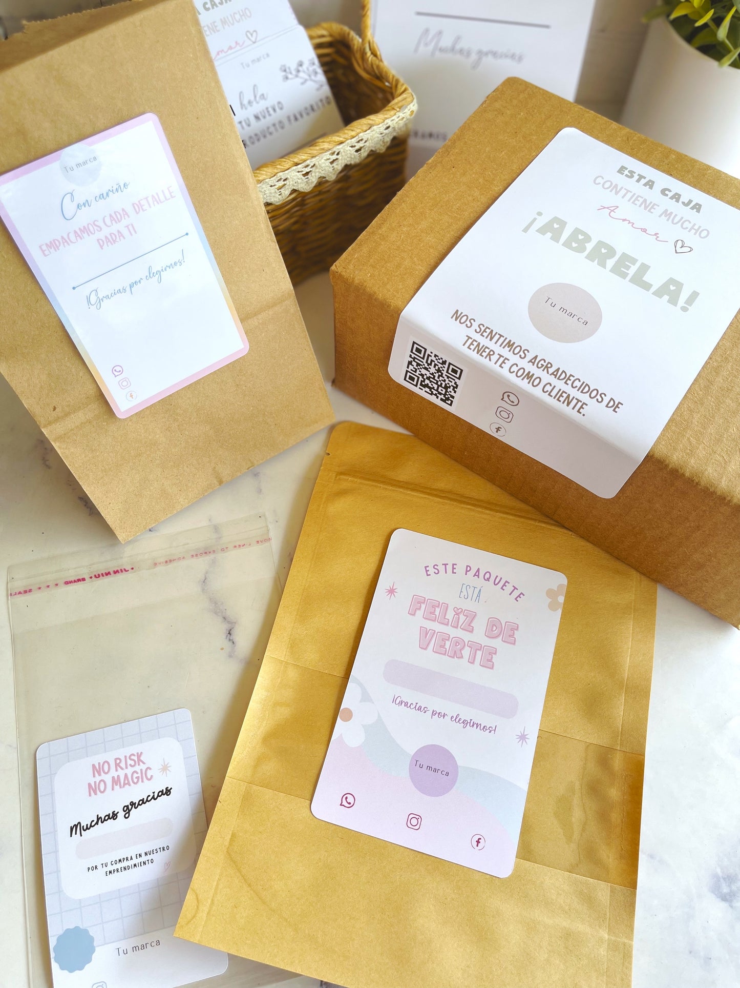 Etiquetas para sellar sus cajas