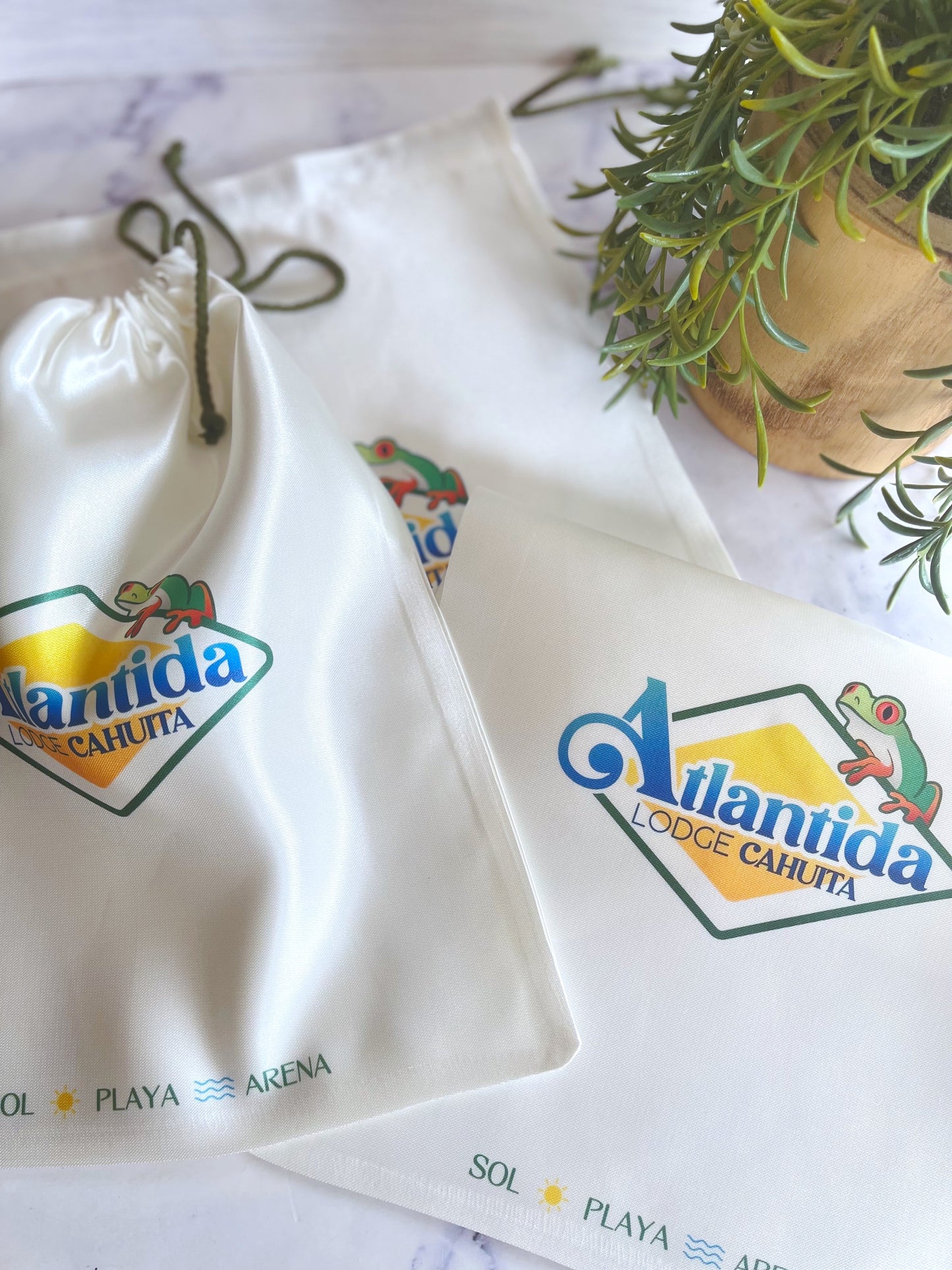 Bolsas de tela para trajes de baño u otros